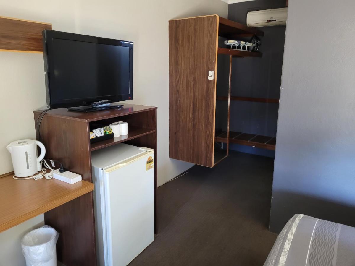 Palm And Pawn Motor Inn Wagga Wagga Luaran gambar